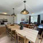 Dom wakacyjny Luxe Familiewoning Veluwe/garderen / Rolstoelgeschikt Garderen